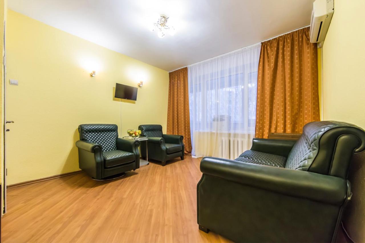 Sunny 2-Rooms Apartment For 2-6 People On Pechersk Near Kiev-Pechersk Lavra, Central Metro Station, Restaurants, Supermarkets Kültér fotó
